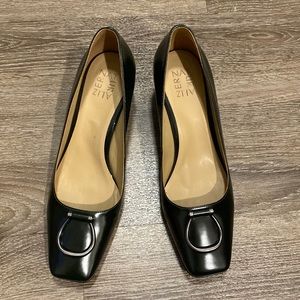 Naturalizer Tartan Green Heel, 9 1/2 M